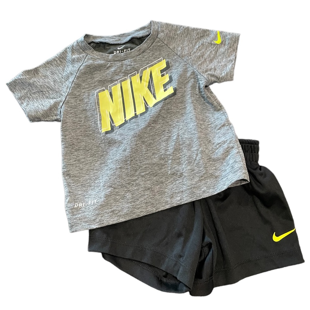 COPY - Nike Dri-Fit Size 12m Outfit